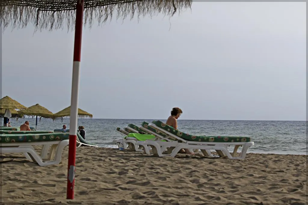 Joy Beach B&B Torremolinos Bed & Breakfast