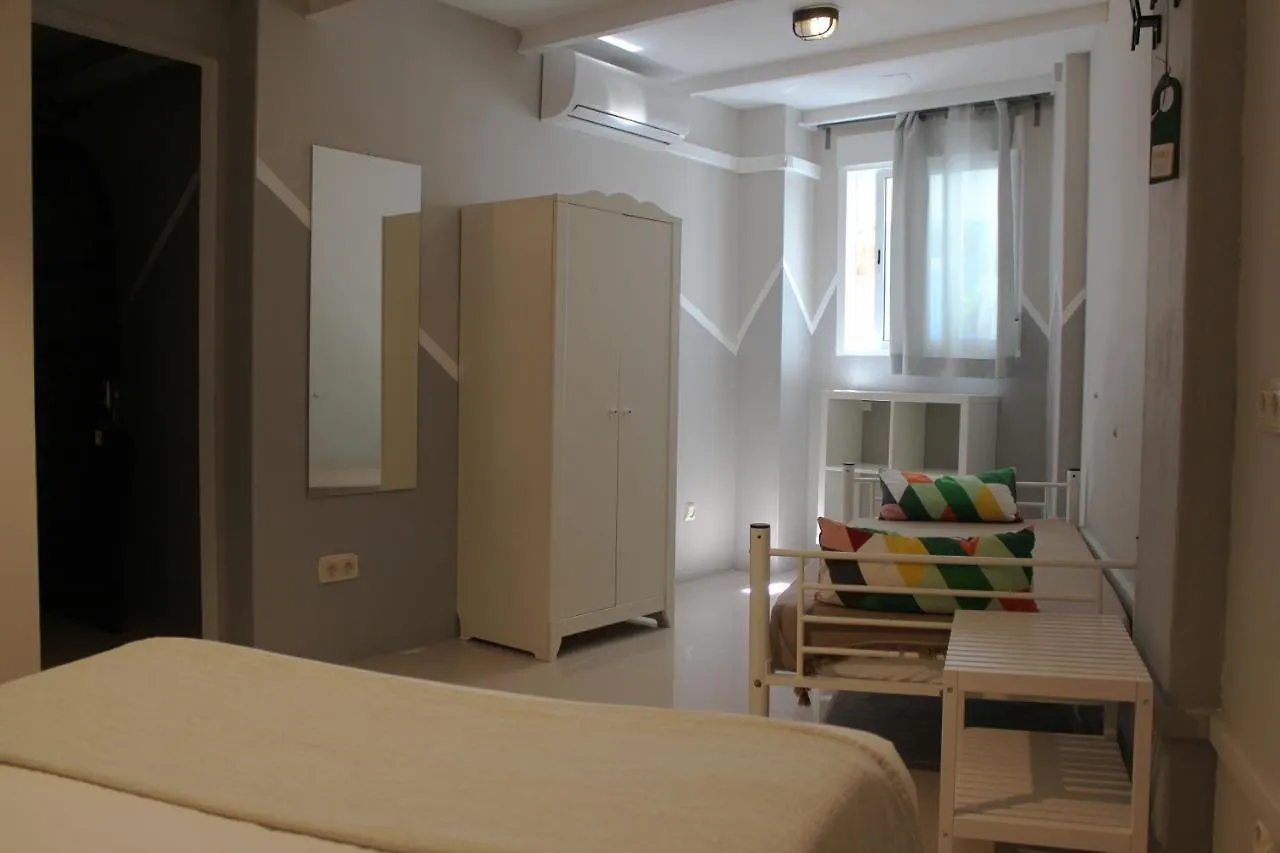 Joy Beach B&B Torremolinos 2*,  Španělsko